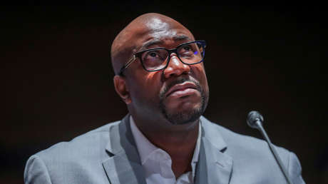 Hermano de George Floyd insta al Congreso a acabar con el sufrimiento de los ciudadanos negros en EE.UU.