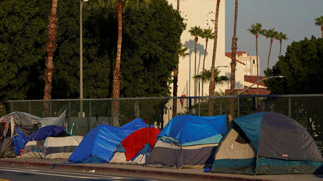Acusan a un hombre de envenenar a 8 personas sin hogar y grabarlas mientras sufrían la intoxicación