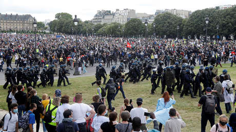 Dos camarógrafos de RT France resultan heridos durante las protestas del personal sanitario en París