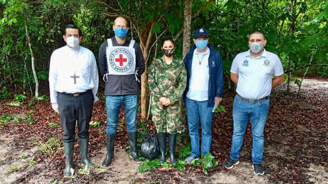 ELN libera a una suboficial colombiana que mantuvo retenida por más de una semana