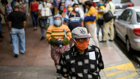 Ecuador reporta 634 nuevos contagios de coronavirus y 117 muertes en las últimas 24 horas