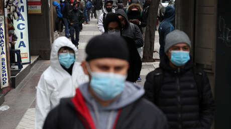 Las muertes por covid-19 casi se duplican en Chile, al sumarse los casos "probables" a la cifra total de fallecimientos