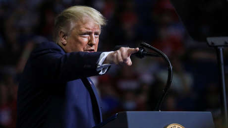 Trump autoriza el arresto de personas que vandalizan o destruyen monumentos con penas de hasta 10 años en prisión