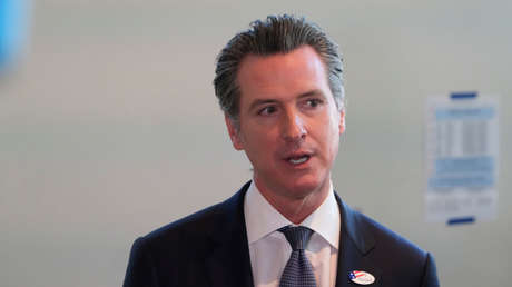 El gobernador de California declara emergencia presupuestaria por la pandemia de covid-19