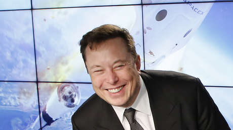 Elon Musk trolea a Jeff Bezos por comprar una empresa de vehículos autónomos