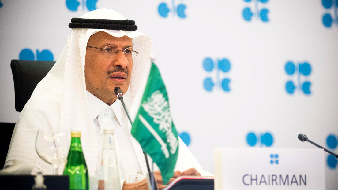 Reportan que Arabia Saudita amenazó a la OPEP con una nueva guerra comercial