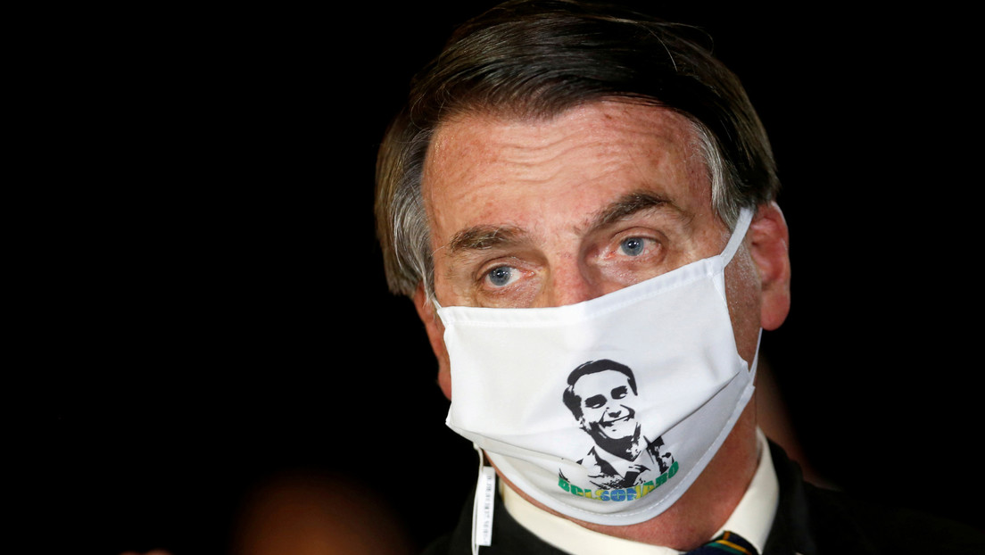 "Bolsonaro comete otro crimen": Periodistas demandarán al presidente de Brasil por exponerlos al covid-19
