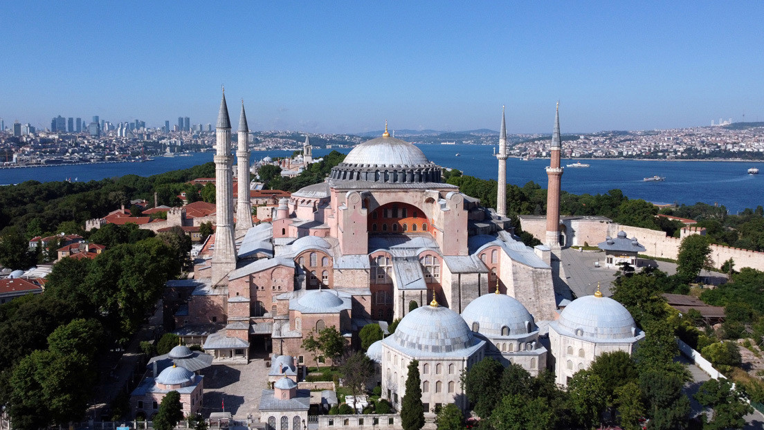 Un tribunal de Turquía abre el camino para convertir Santa Sofía en una mezquita 