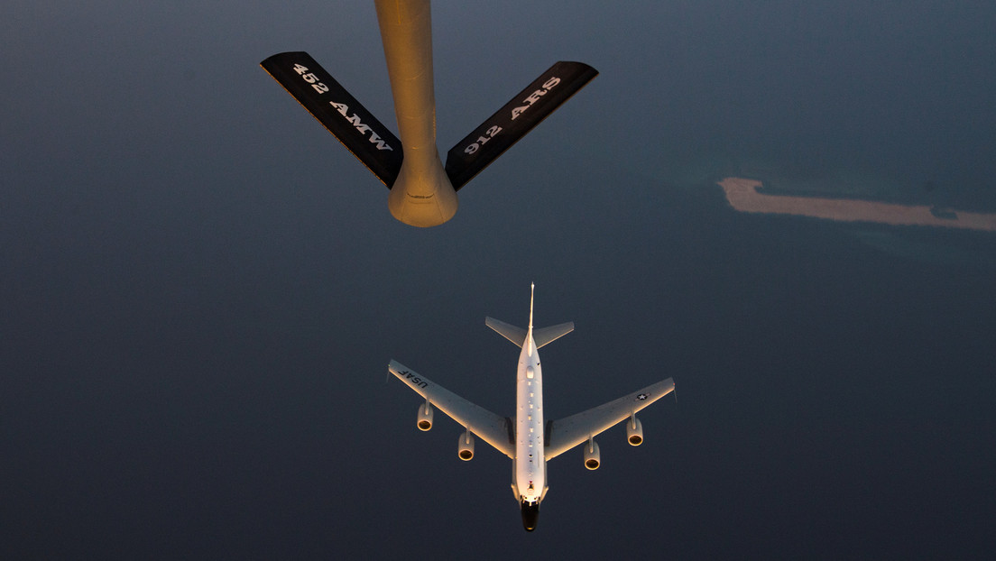 VIDEO: Cazas rusos interceptan un avión espía de EE.UU. sobre el mar del Japón