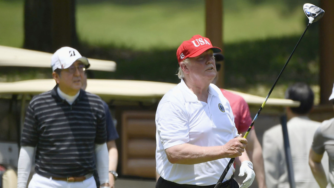 Trump defiende el golf como "ejercicio" y dice que incluso 'trabaja' mientras lo practica