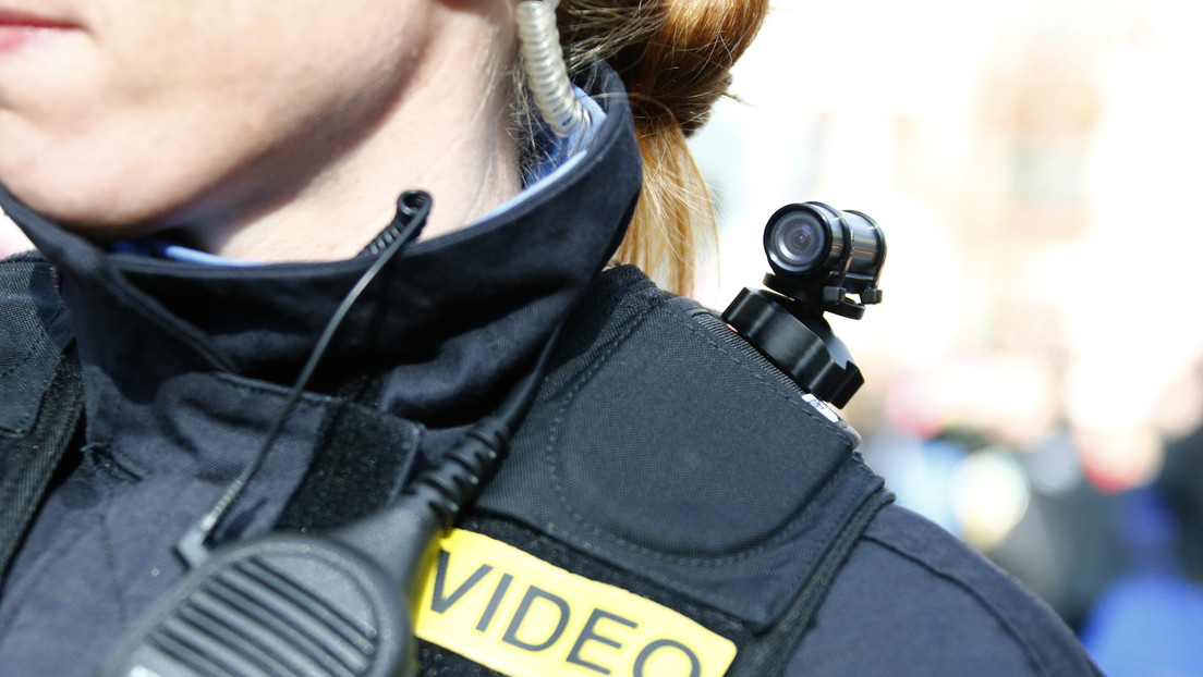 Compra una cámara corporal de segunda mano en eBay y encuentra videos oficiales de la Policía de EE.UU. (FOTOS)