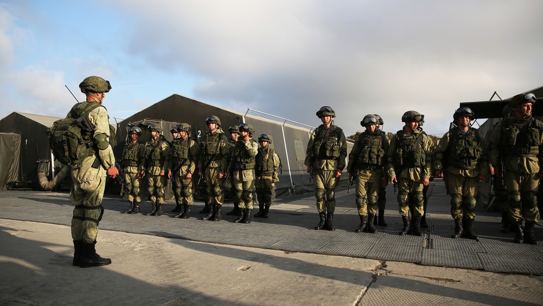 VIDEO: El Ejército y la Marina de Rusia realizan ejercicios sorpresa a gran escala