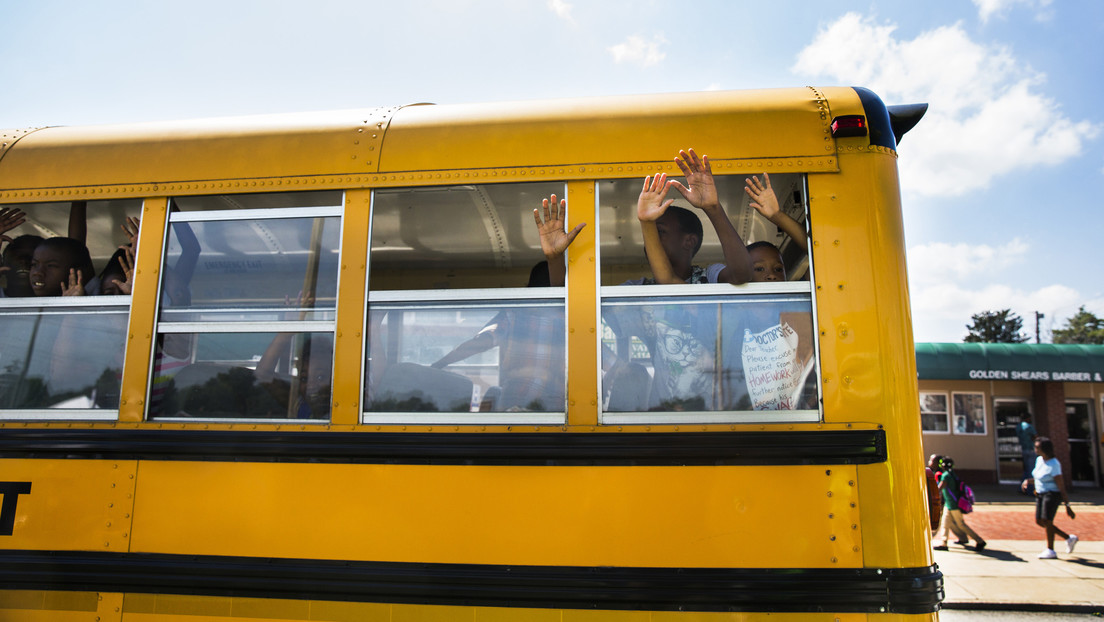 "Lo superarán": el gobernador de Misuri insiste en que los niños deben volver a la escuela a pesar de que "se contagiarán" de covid-19