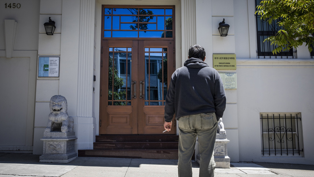 EE.UU. afirma tener bajo custodia a la estudiante china que se refugió en el Consulado chino de San Francisco