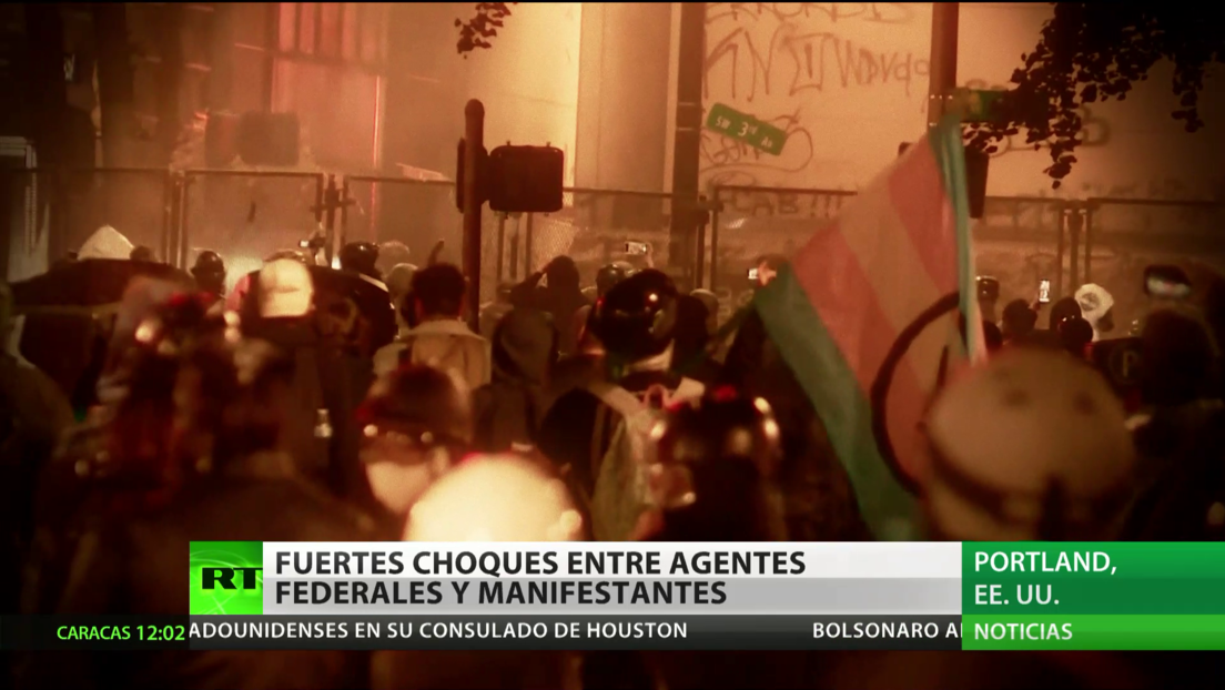 EE.UU.: Fuertes choques entre agentes federales y manifestantes en Portland en protesta contra brutalidad policial