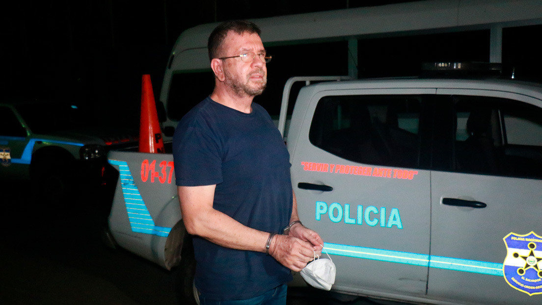 La Fiscalía salvadoreña acusa formalmente al exministro Munguía y al expresidente Funes por un supuesto pacto con pandillas