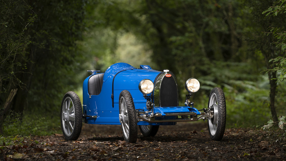 Bugatti fabrica un inusual coche eléctrico, un 'juguete' que puede ser conducido hasta por niños