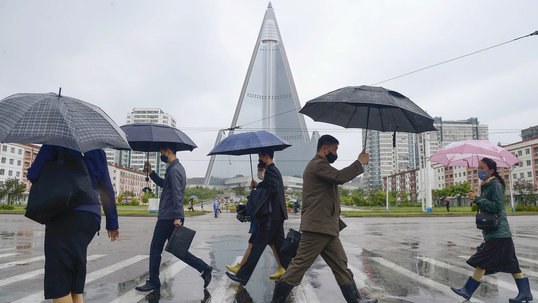 Corea del Norte instala puestos de guardia en Pionyang días después de un caso sospechoso de covid-19 en una ciudad fronteriza