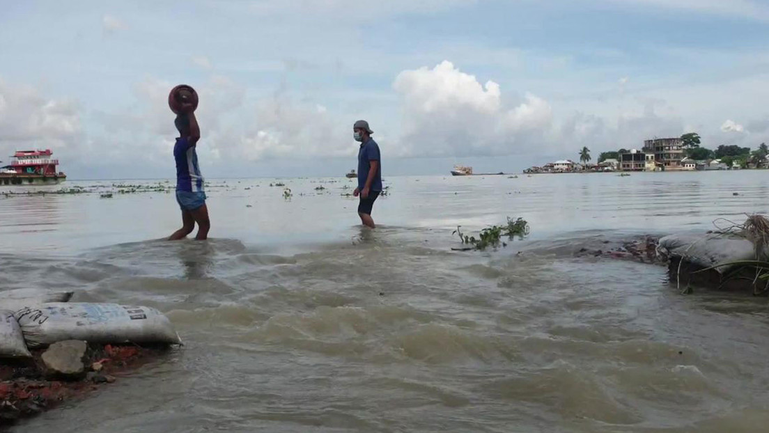 VIDEO: Una cuarta parte de Bangladés se hunde bajo el agua debido a lluvias torrenciales