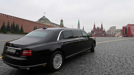 VIDEO: Un sedán Aurus del fabricante de limusinas de Putin se estrella de frente durante una prueba de choque