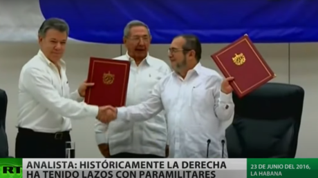 Presentan un informe del papel del Ejército de Colombia en las masacres de los paramilitares