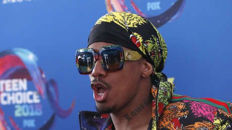Nick Cannon se declara "avergonzado" por sus comentarios "hirientes" sobre los judíos, pero exige disculpas a la empresa que lo despidió
