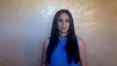 El mensaje de Meghan Markle a las jóvenes: "Los que están en los lugares de poder dependen de ti más de lo que tú dependes de ellos, y lo saben"