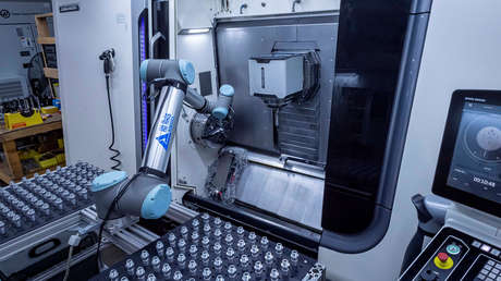 "Es lo más productivo": Empresa estadounidense utiliza 'cobots' para frenar el impacto económico del covid-19