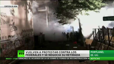 EE.UU.: Se negocia la retirada de agentes federales de Oregón en medio de nuevas protestas