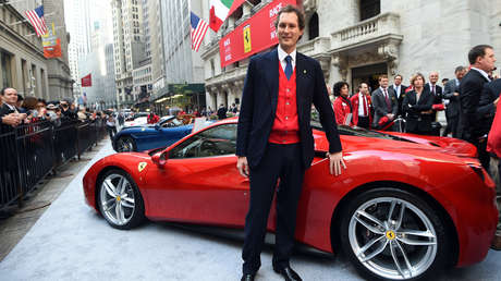 John Elkann reconoce que la Scuderia Ferrari "no es competitiva este año"