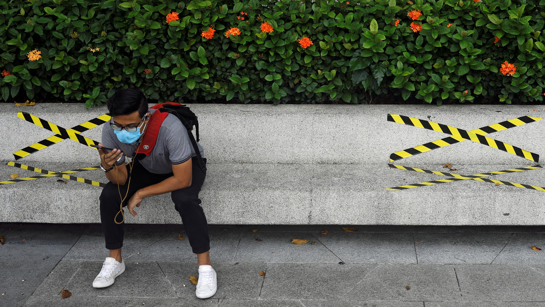 Singapur obligará a viajeros a usar dispositivos de monitoreo electrónico para hacer cumplir la cuarentena