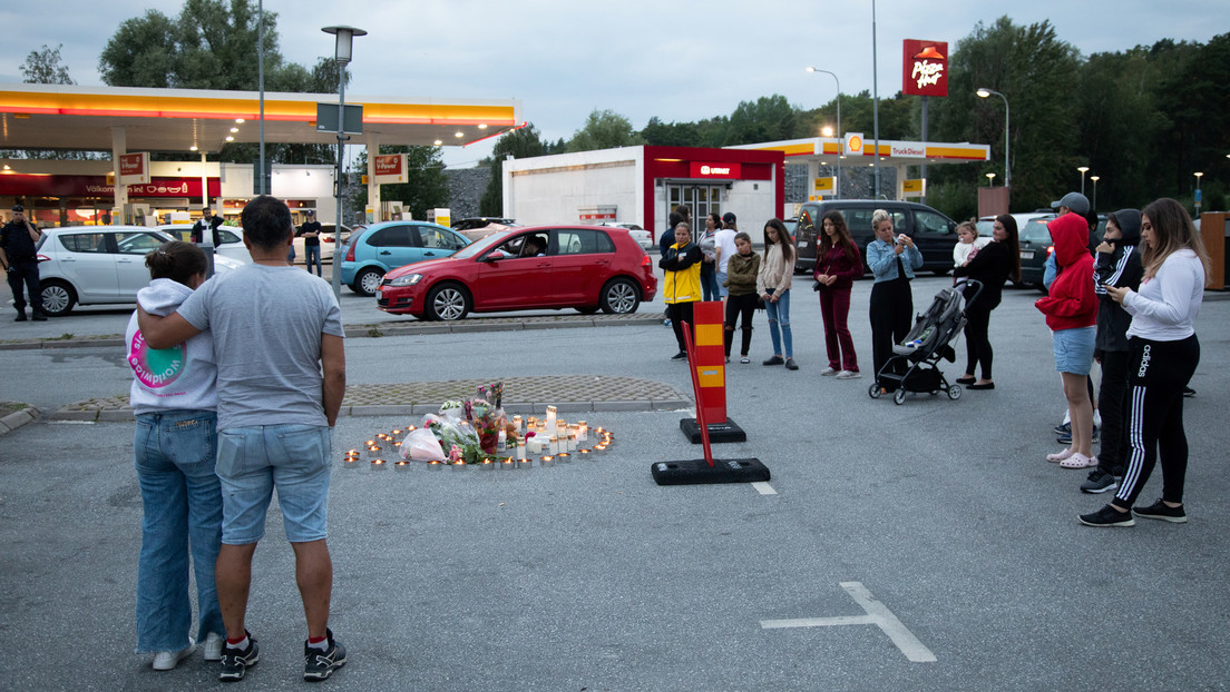 La muerte de una niña de 12 años por una bala perdida enciende el debate sobre la violencia de las pandillas en Suecia