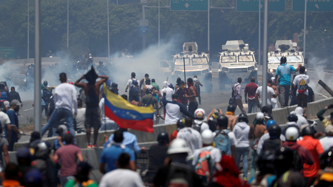 Senador Chris Murphy acusa a Trump de arruinar "la jugada perfecta" que garantizaría un exitoso golpe de Estado en Venezuela