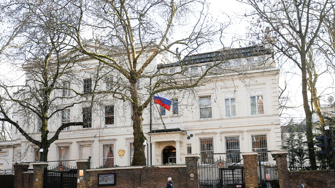 Embajador de Rusia en el Reino Unido: Londres exagera su importancia en la política rusa