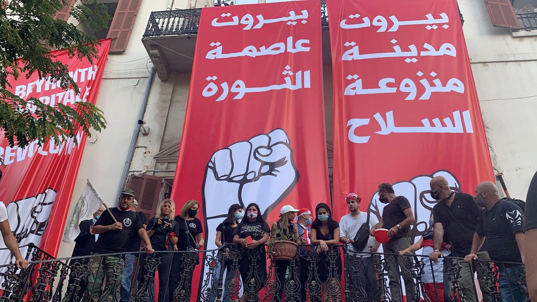 VIDEOS: Manifestantes toman varios ministerios durante las protestas en Beirut