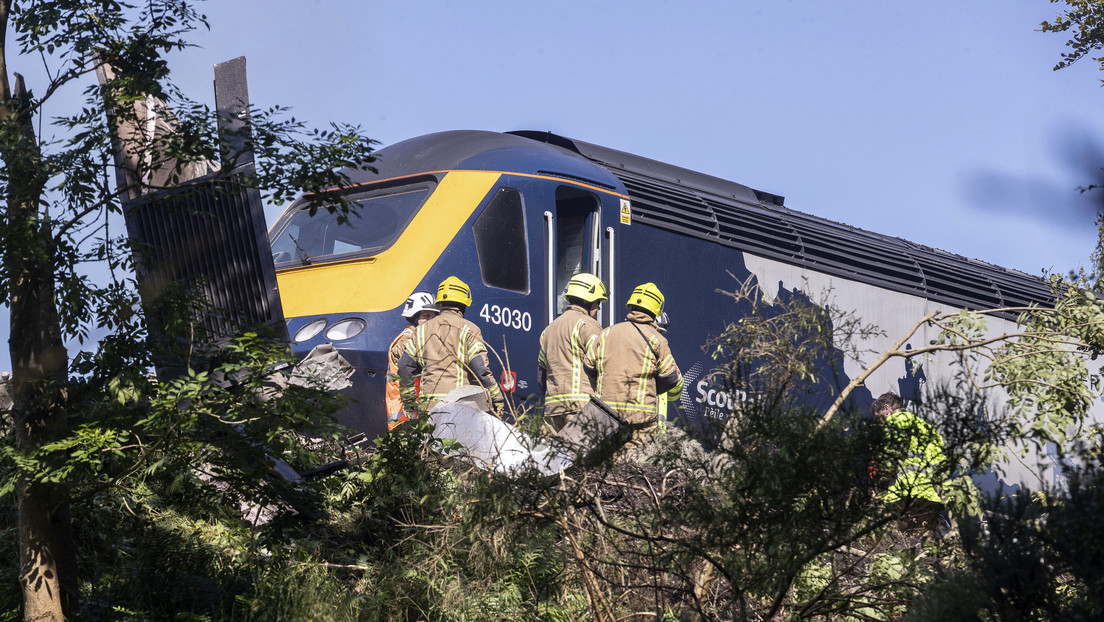 Declaran como "incidente grave" el descarrilamiento de un tren que provoca varios heridos de consideración en Reino Unido
