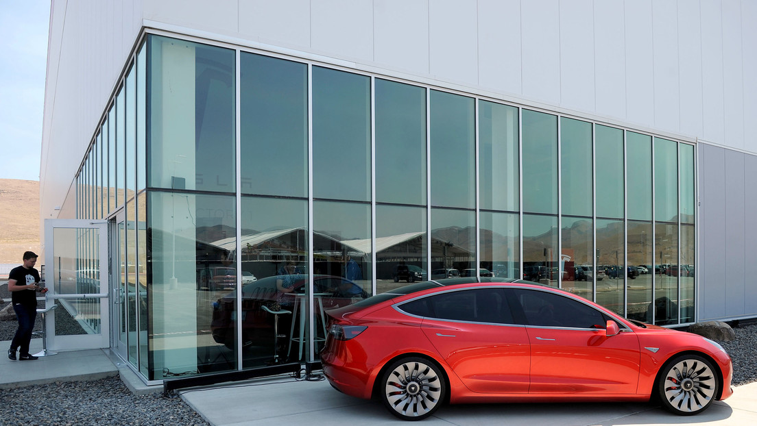 Tesla decide fraccionar sus acciones para hacerlas más atractivas a nuevos inversores
