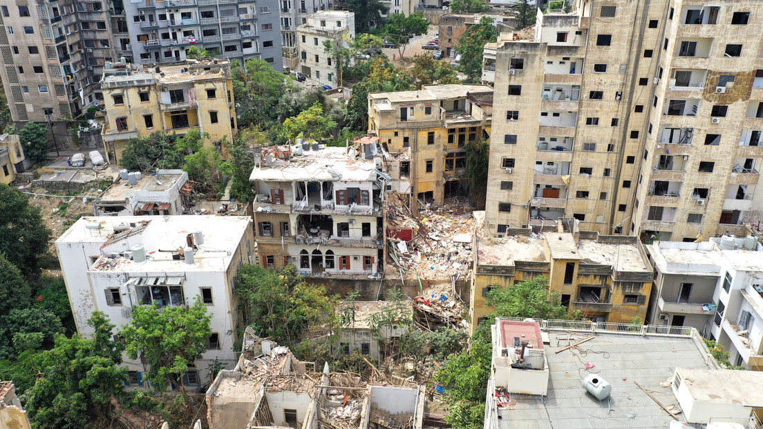 "Lo perdimos todo": Vecinos de un barrio de Beirut narran cómo cambió su vida tras la explosión