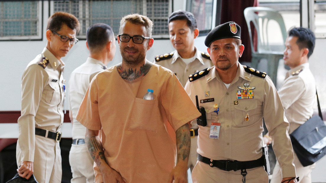 El rey de Tailandia conmuta la pena de muerte al español Artur Segarra por una cadena perpetua
