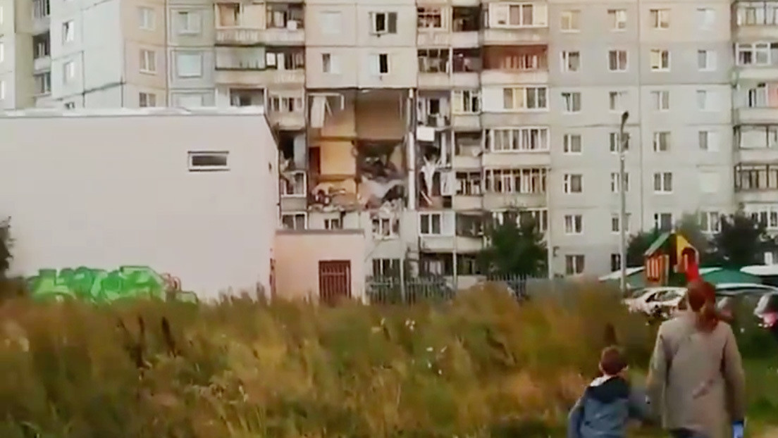 Una explosión de gas derrumba parte de un edificio residencial en la ciudad rusa de Yaroslavl (FOTOS, VIDEO)