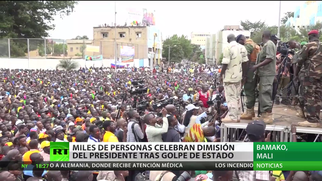 Malí: Miles de personas celebran la dimisión del presidente tras un golpe de Estado
