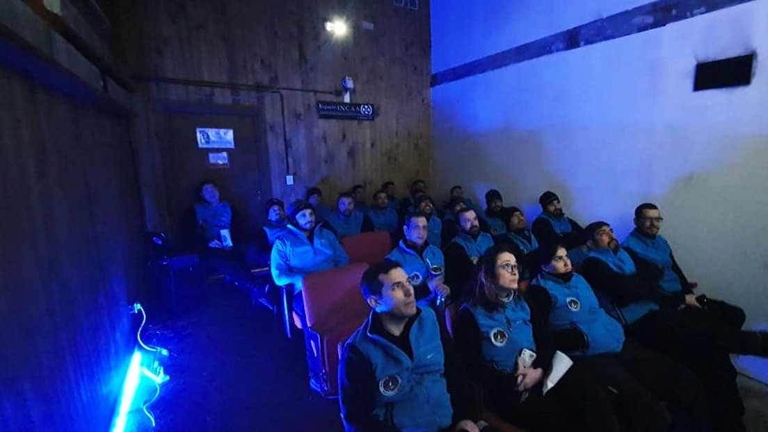 FOTOS: Argentina reabre la única sala de cine de la Antártida