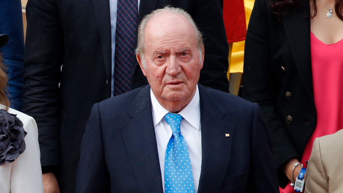 Juan Carlos I, de la Italia fascista a los despóticos Emiratos Árabes Unidos: toda una vida en las dictaduras