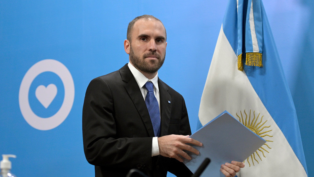 Argentina da inicio formal a las conversaciones con el FMI para renegociar su deuda