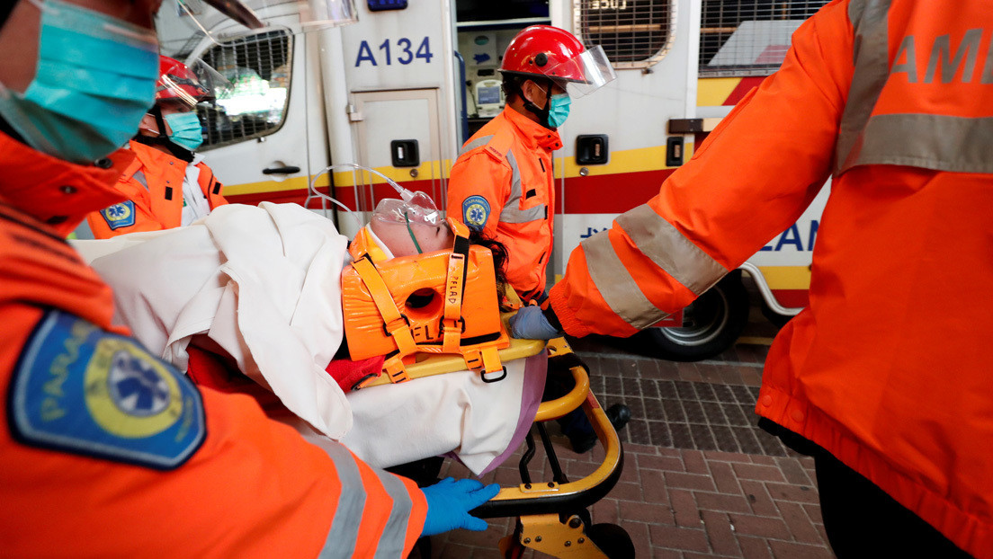 Al menos 17 personas mueren al derrumbarse un restaurante en China