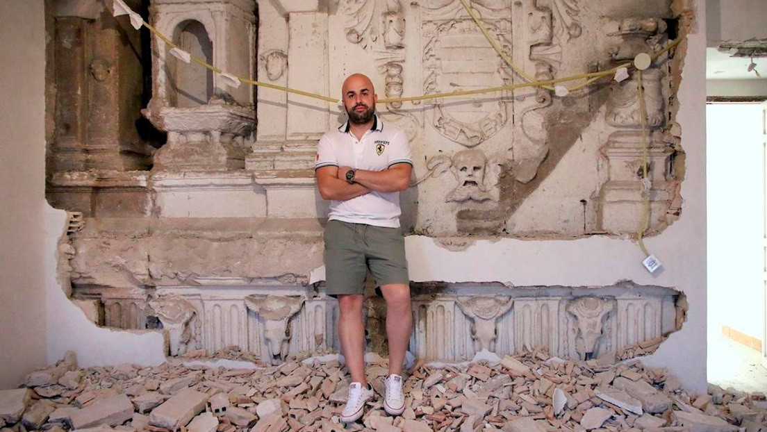 Un español se hace acreedor a una bonificación económica tras descubrir una fachada del siglo XIV en su casa