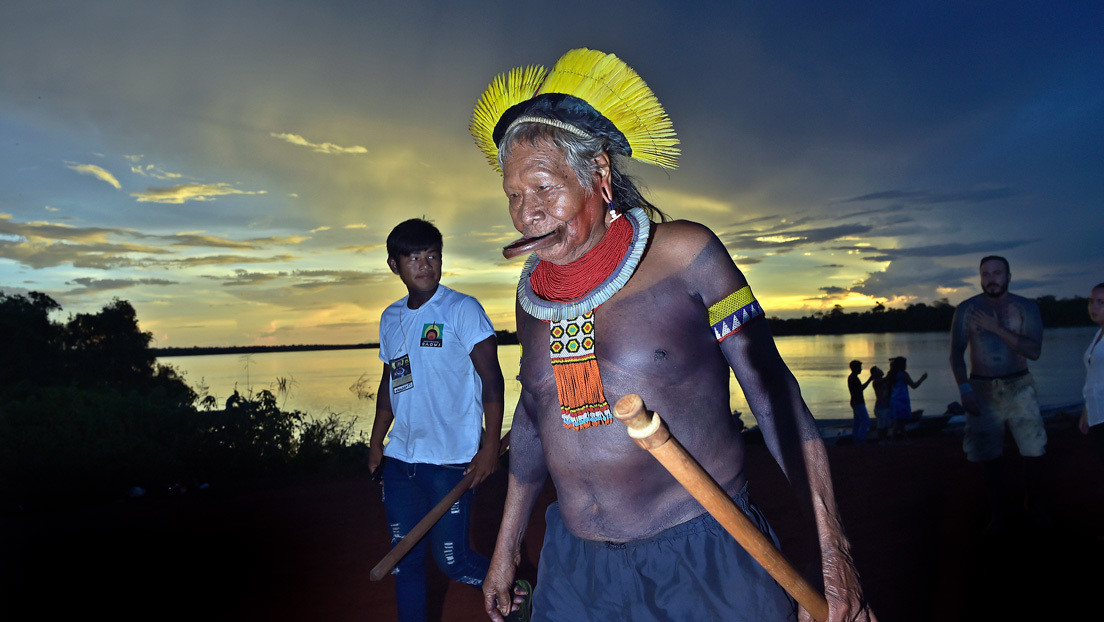 El histórico líder indígena Raoni Metuktire, de 89 años, es hospitalizado con coronavirus en Brasil