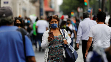 México registra un récord de contagios diarios con coronavirus, aumentando el total a 434.193