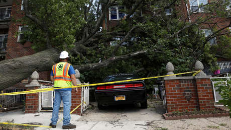 Nueva York declara el estado de emergencia parcial tras el paso de la tormenta tropical Isaías