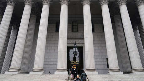 La Fiscalía de Nueva York cita a un banco de Trump como parte de una investigación criminal